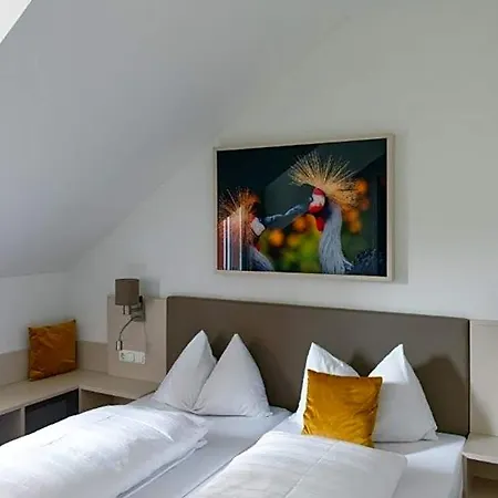 Hotel Lokomotive 3*