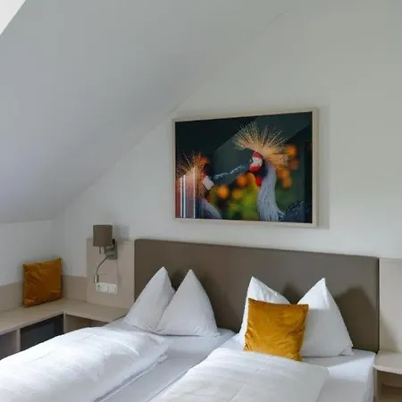 Готель Lokomotive