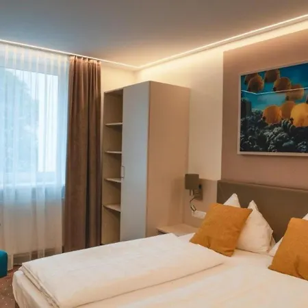 Готель Lokomotive 3*